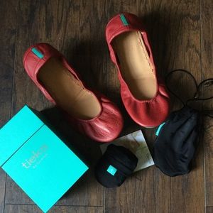 Tieks Cardinal red